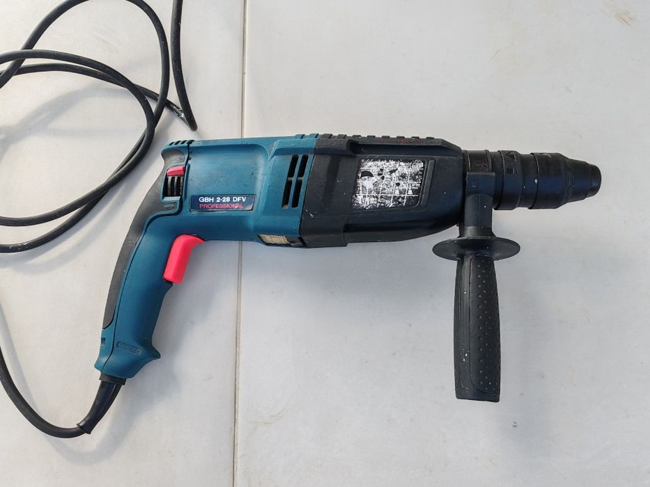 Ciocan rotopercutor Bosch