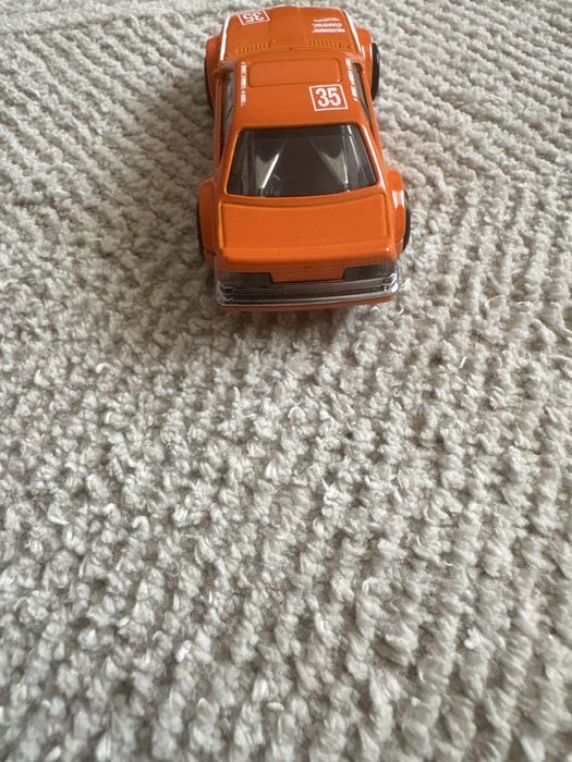 Hotwheels машинка