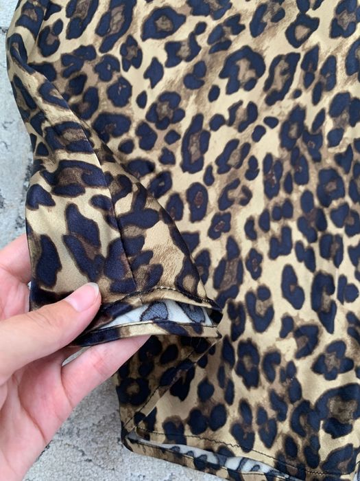 H&M fusta de satin nouă