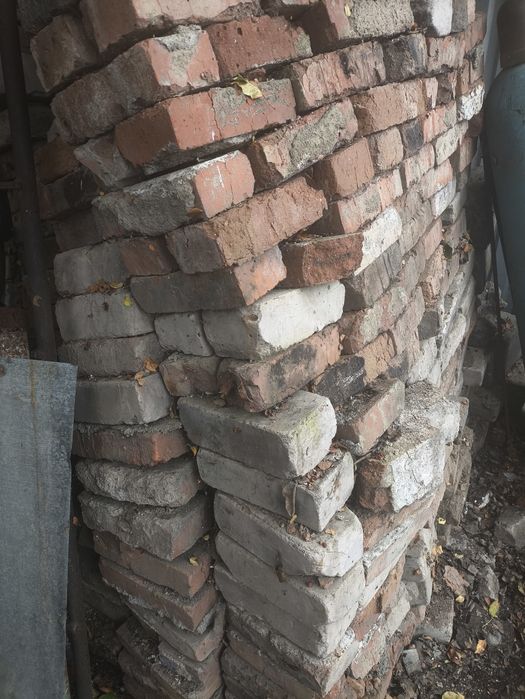 Продам кирпич б/у