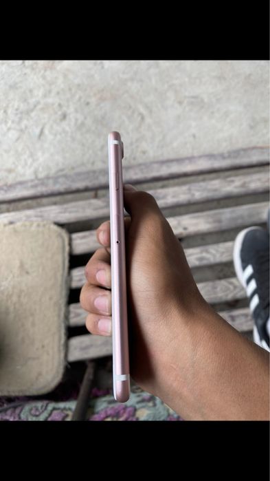 Айфон 7 продаам