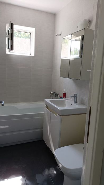 Apartament 3 camere/etaj 2/ Râmnicu Vâlcea /