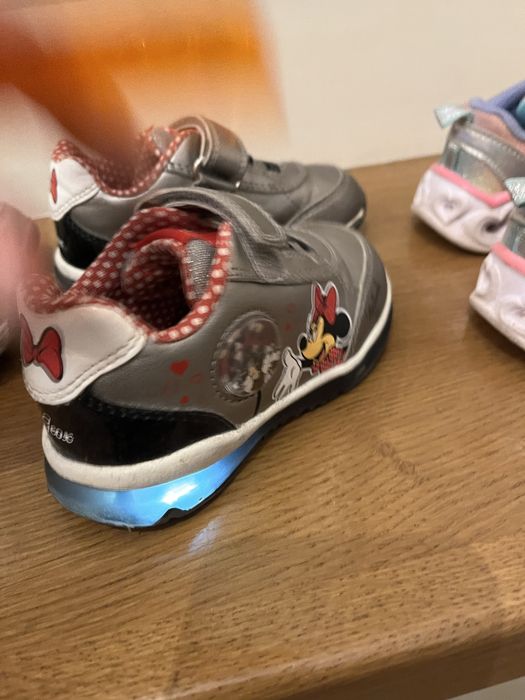 Adidasi copii 22-24
