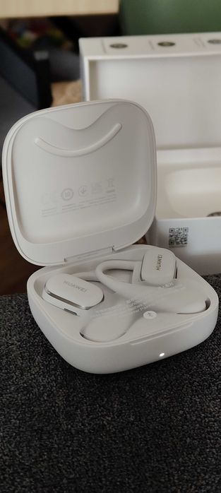 Слушалки с микрофон Huawei FreeArc GREY 55038107 , Bluetooth , ON-EAR