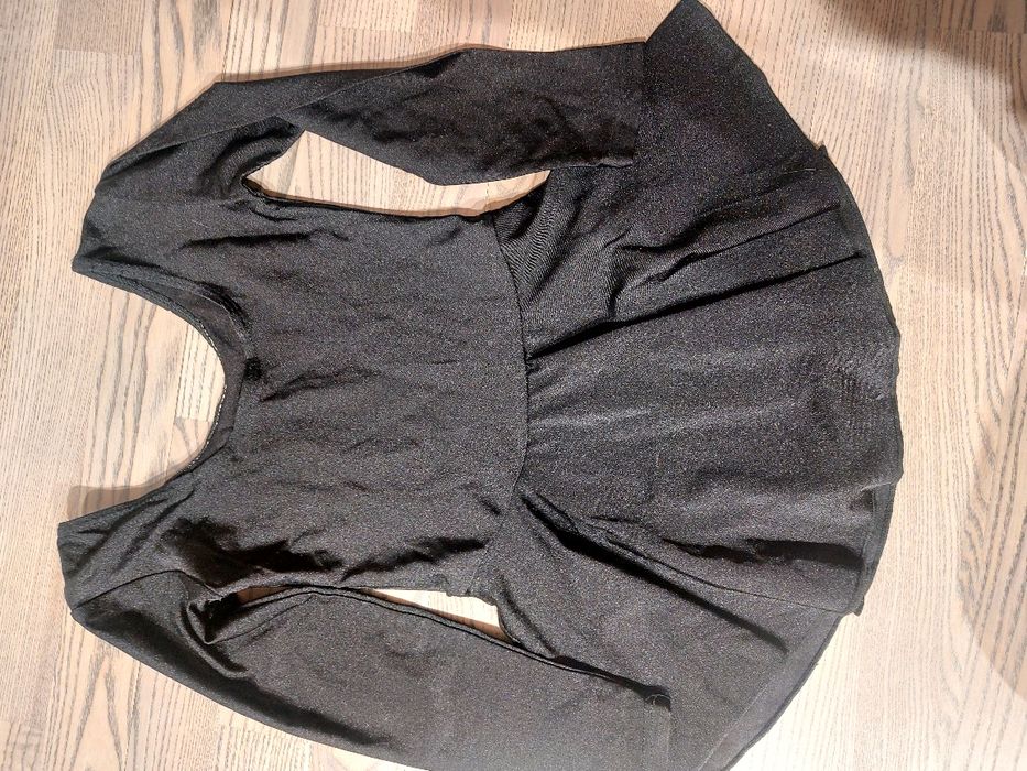 Продам спортивный купальник для девочки