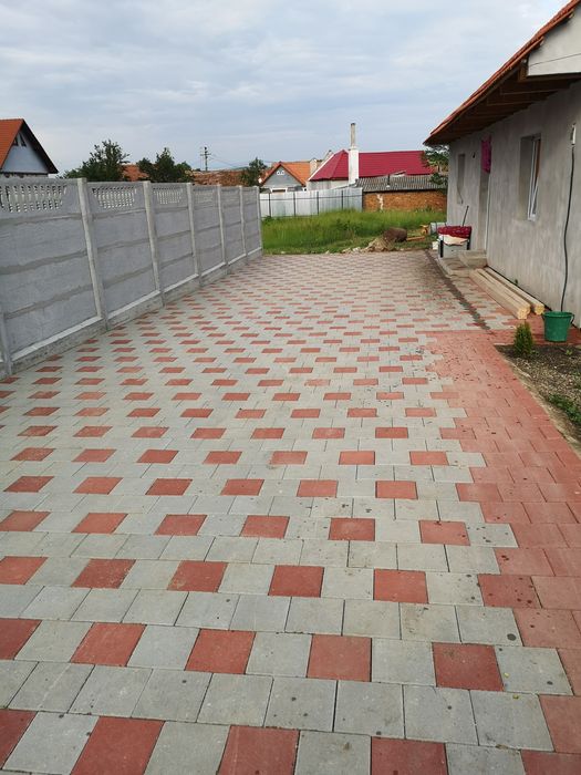 Montaj pavaj Amenajări exterioare