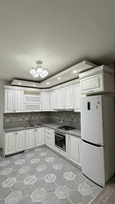 Мирабадский р-н, NRG Oybek, 4/7/9 (LY)