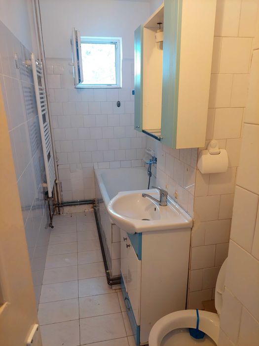 Inchiriez apartament cu o camera