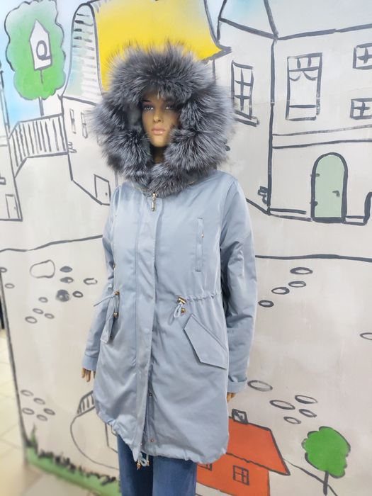 Продам парку!Новая