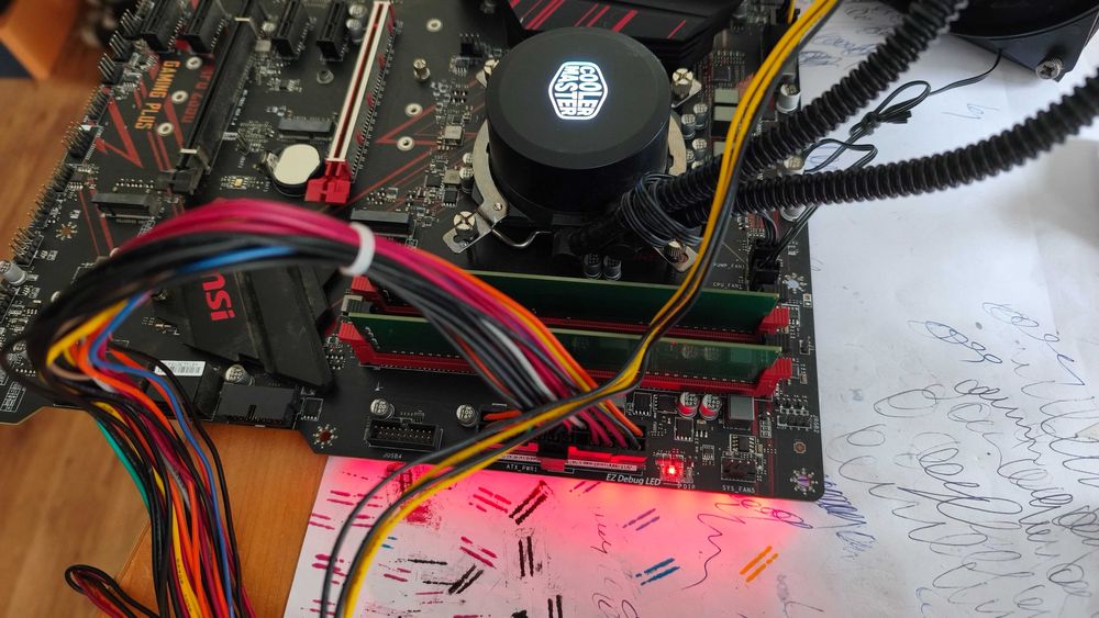 дъно MSI Z390 GAMING PLUS 100 евро