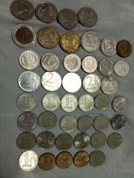 Продам монеты России