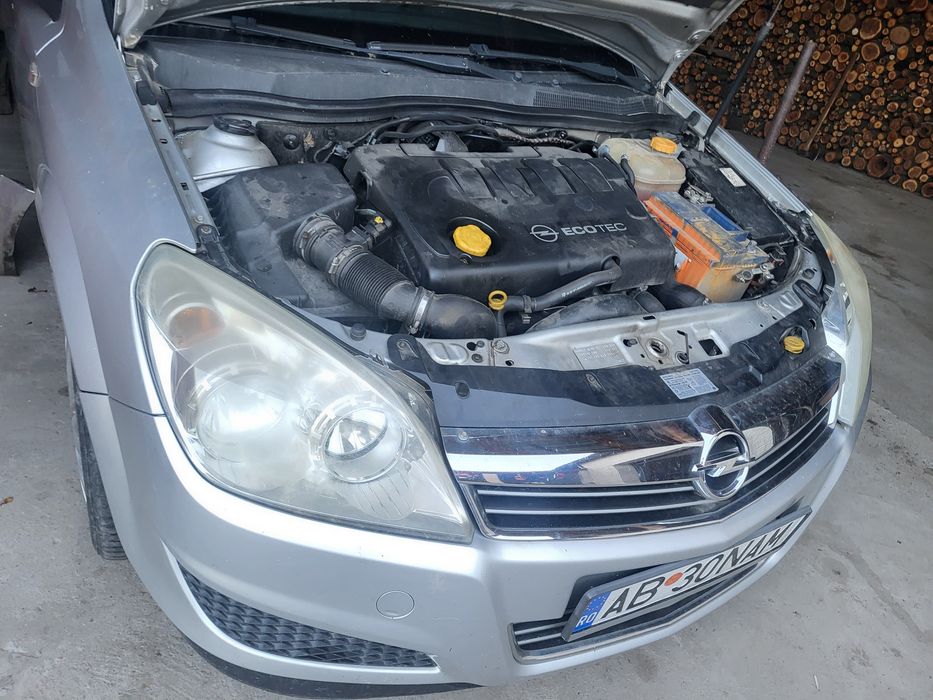 Opel astra h , piese disponibile