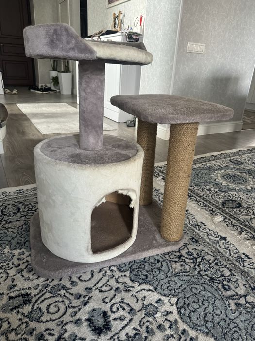 Б/У домик для кошек