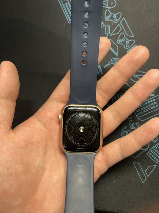Apple Watch SE 44 mm