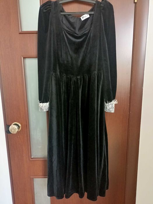 Парку б/у. Дубленка  новая продам