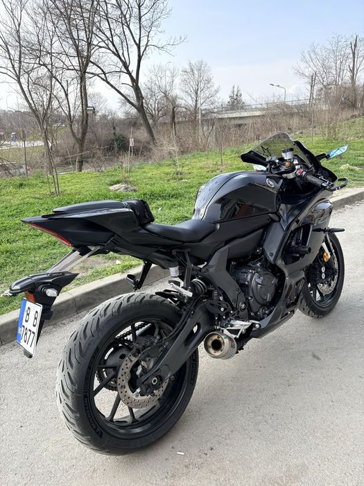 Yamaha R7 2023 …