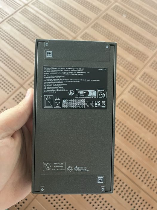 Samsung s25 + husa sigilate