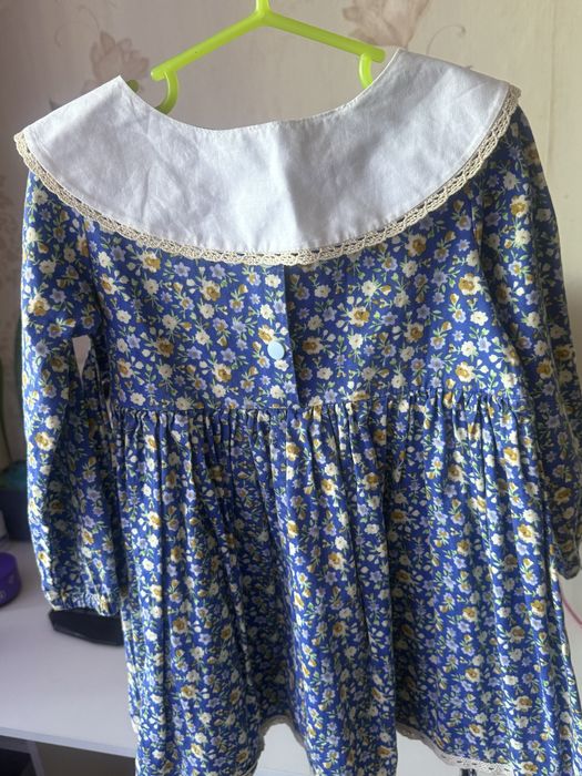 Платье на девочку 3-4 лет