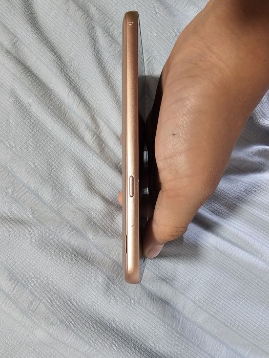 Продам samsung galaxy j2 core
