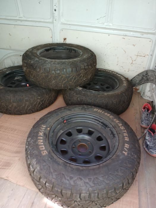 Агресивни гуми с джанти