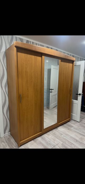 Продам Шкаф-купе в отличном состоянии