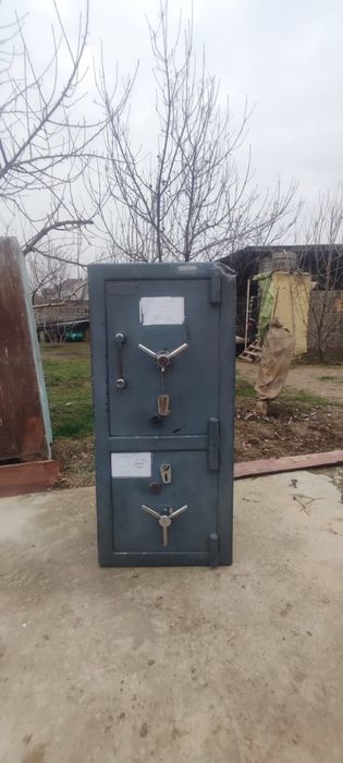 Сейф огнестойкий