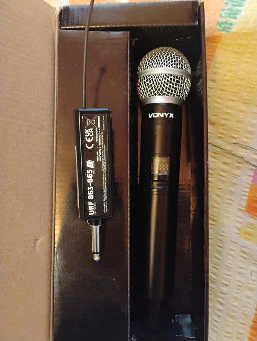 Vând microfon pentru piese Vonyx