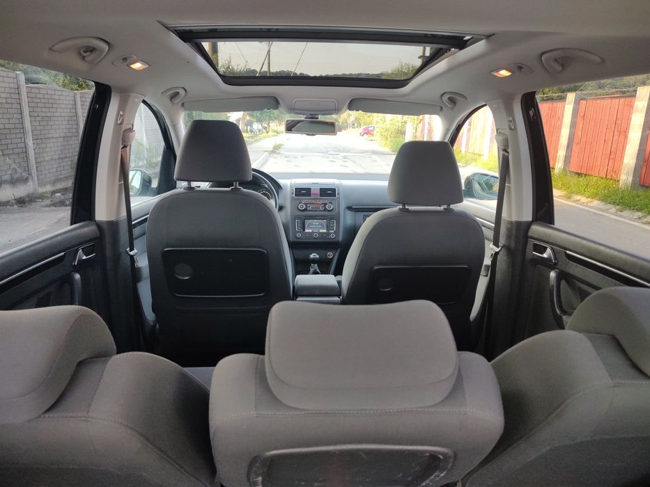 Volkswagen Touran HighLine 2L TDI Euro 5