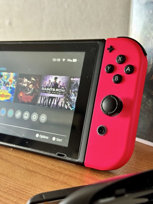 Nintendo Switch V2 (Пълен комплект) + игра Diablo 3