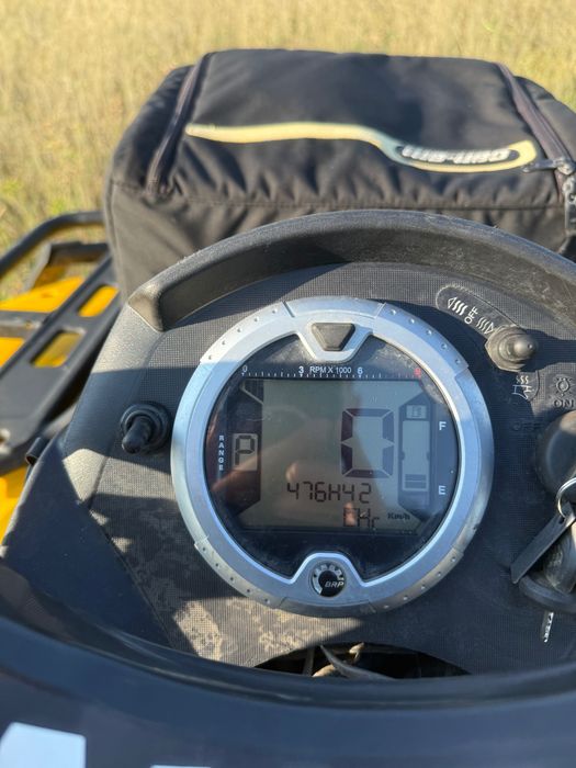 CAN AM  Outlander 800R