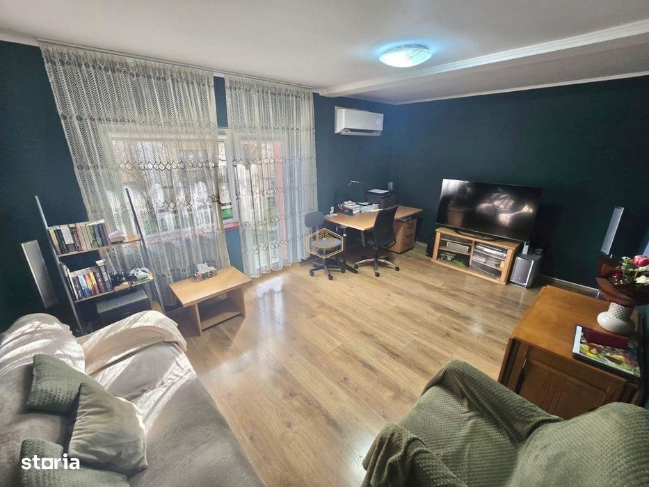 Micro 17 | Apartament cu 3 camere - 3 balcoane | Etaj 1 - Parc UFO