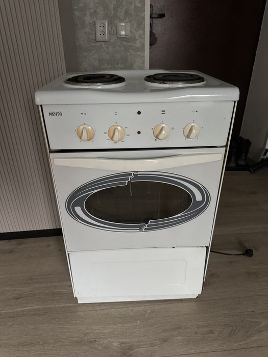 Продам электрическую плиту