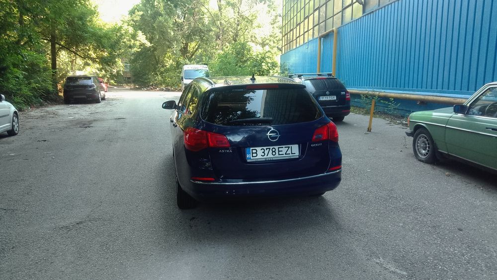 OPEL Astra 2014 — imagine 4
