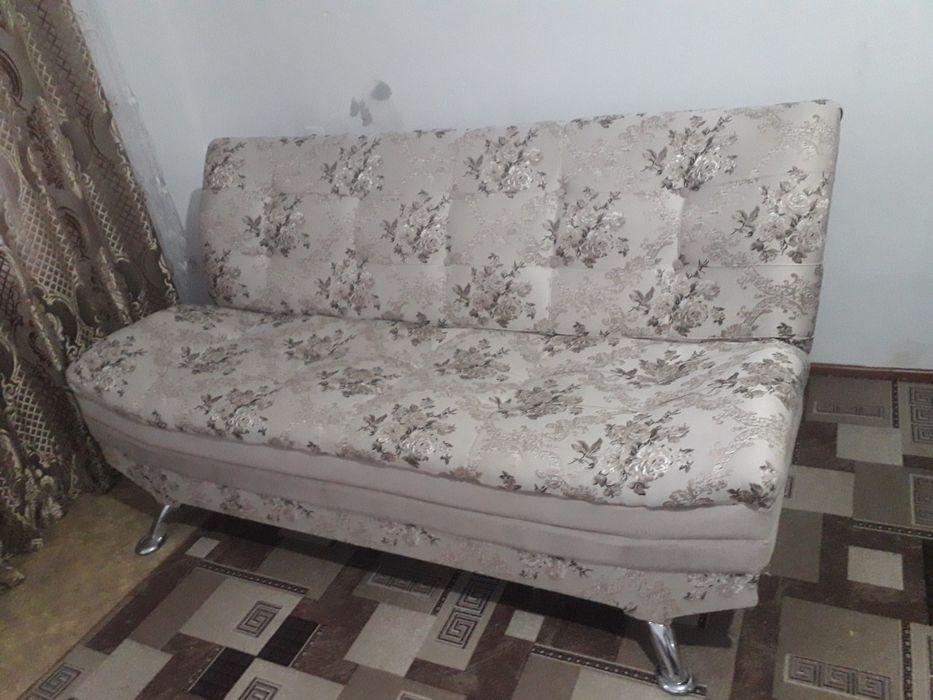 Диван и два кресла