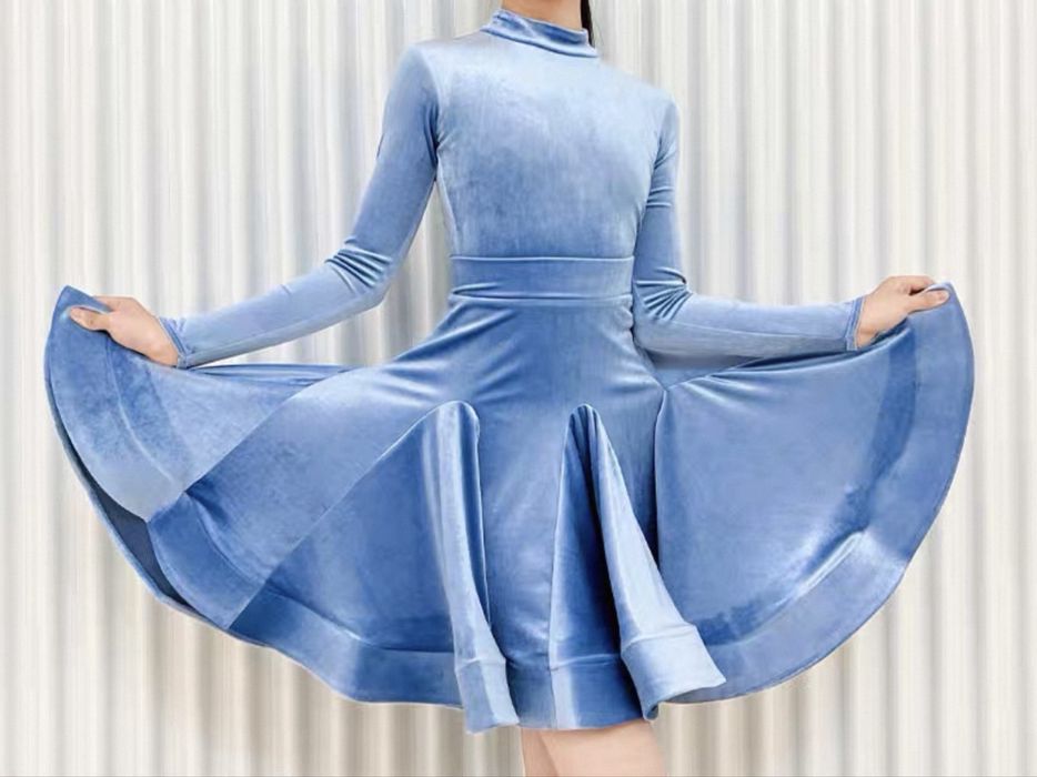 Бальное платье аренда