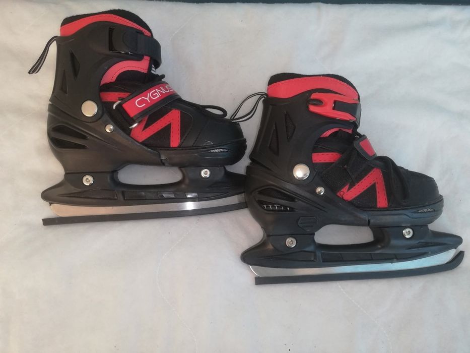 Кънки за лед регулиращи се от 31до 34номер