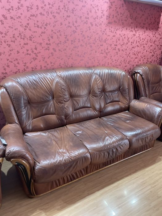 Диван коженный + кресла