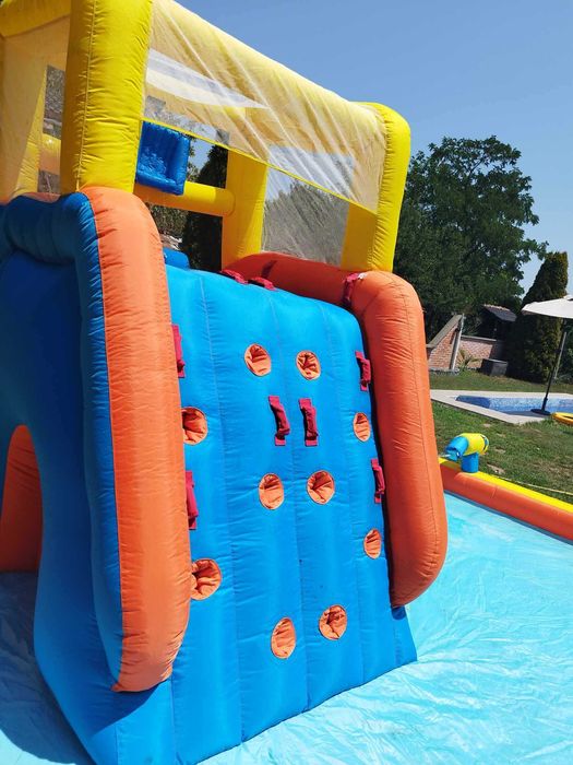 Голяма Водна Пързалка/Батут - 5м х 5м х 3м