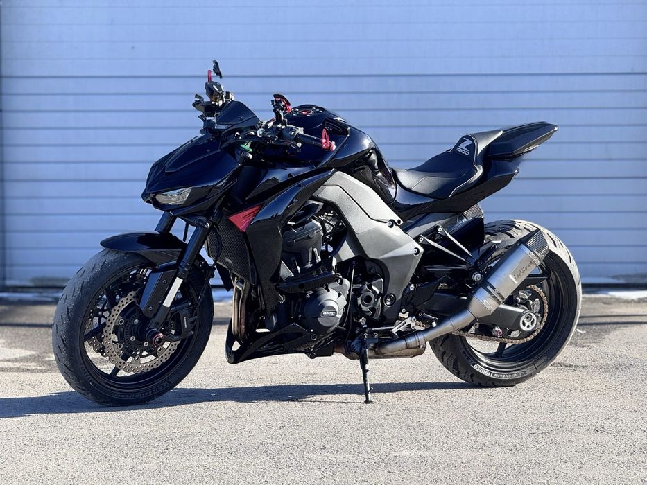 Kawasaki Z1000 – 2016 – Stare IMPECABILĂ - Ca noua!