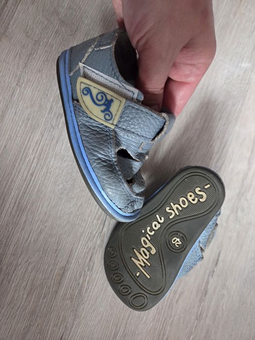 Продавам сандали Magical shoes, размер 20
