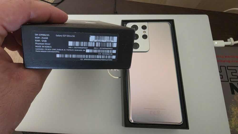 Samsung Galaxy S21 Ultra 5G 256GB / 12GB RAM – Phantom Silver