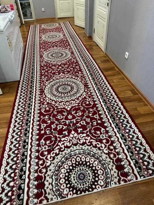 Продам ковровую дорожку
