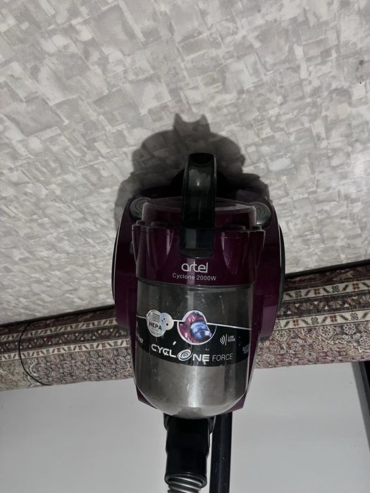 Продам пылесос б/у.