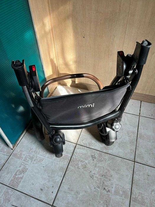 Продам детскую коляску Mimi