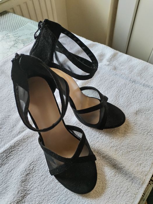 De vânzare Sandale ocazie