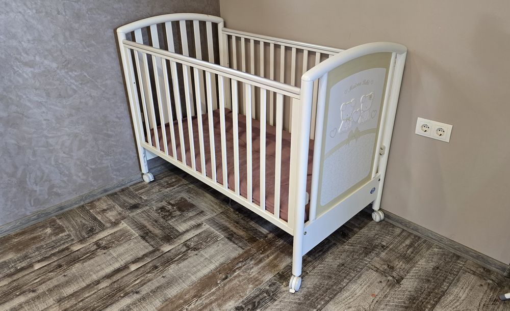 Бебешко легло с матрак Pali