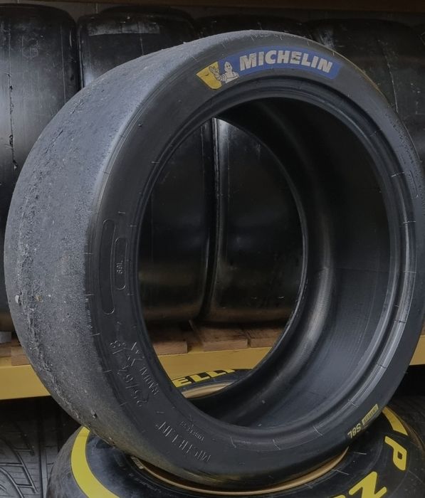 Сликове 18 25 64 18