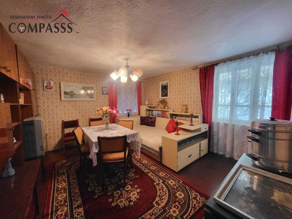 село Змеево, Общ. Балчик, къща с двор – 37000евро!