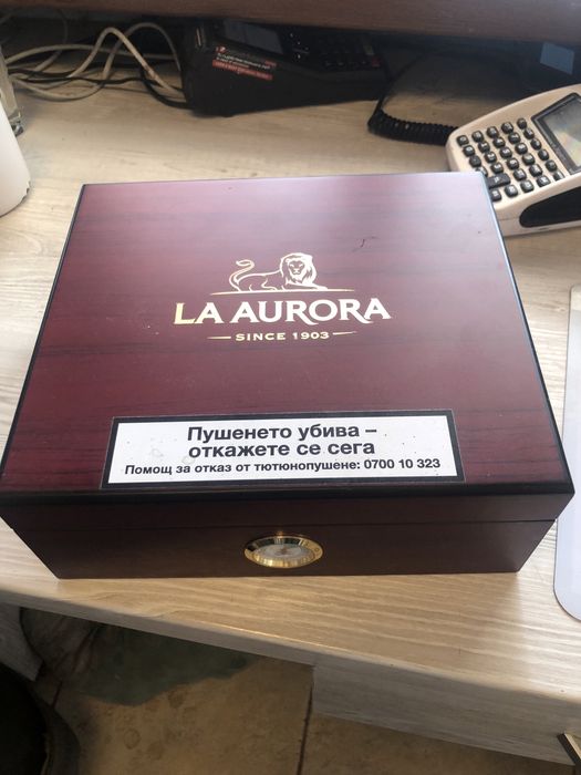 Хумидор за пури.