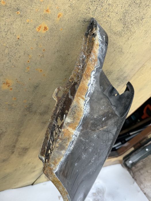 Крылья от мерседес 124